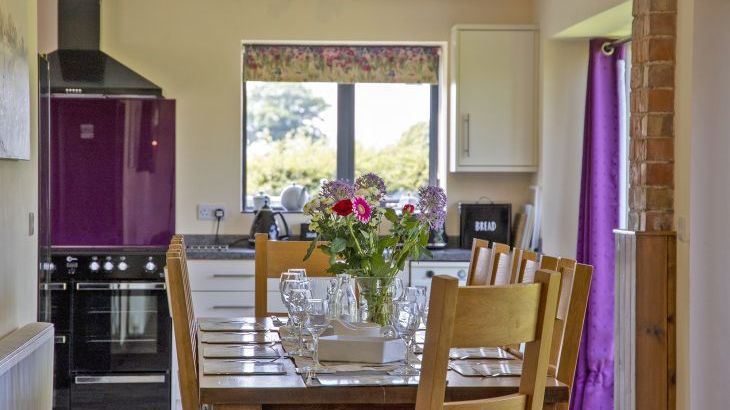 Buttercups Haybarn 5 Star Cottage with Indoor Pool, Sports Court & Toddler Play Area, sleeps  10,  Photo 7