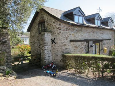 luxury cottages devon swimming pool