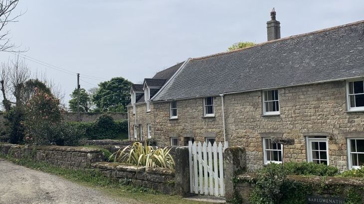  2 Barlowenath Cottages - Main Photo