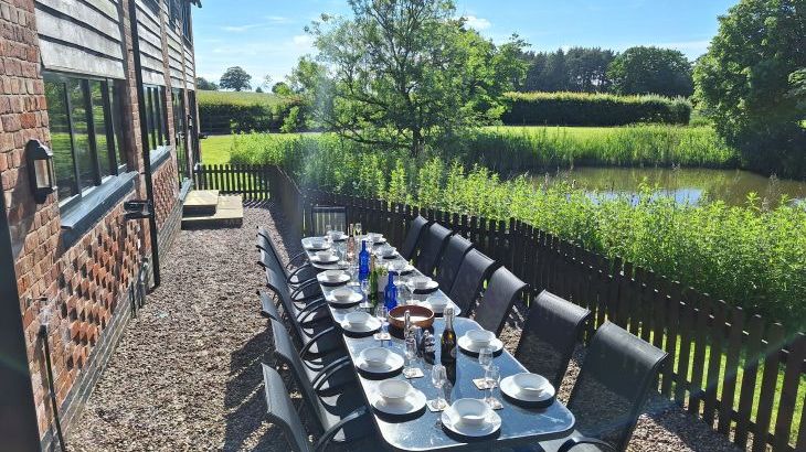 Buttercups Haybarn 5 Star Cottage with Indoor Pool, Sports Court & Toddler Play Area - Photo 33