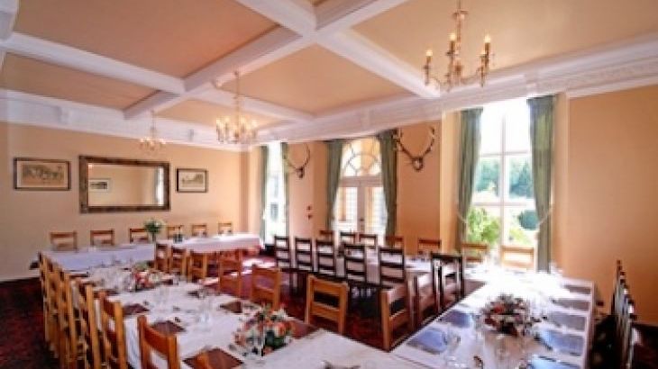 Knowle Manor - Photo 4