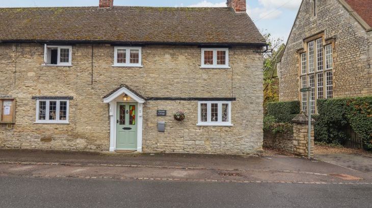 Wayside Cottage - Main Photo