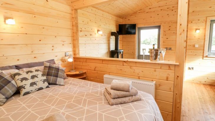 Badgers Sett - Photo 14