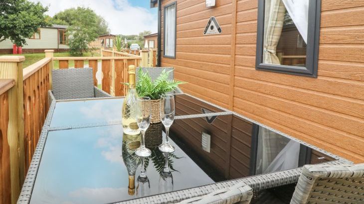 Hedgehog Lodge - Photo 2