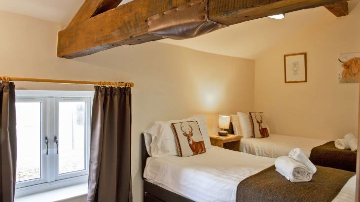 James's Parlour with exclusive use of shared Indoor Swimming Pool, Sports Court & Play Area - Photo 12