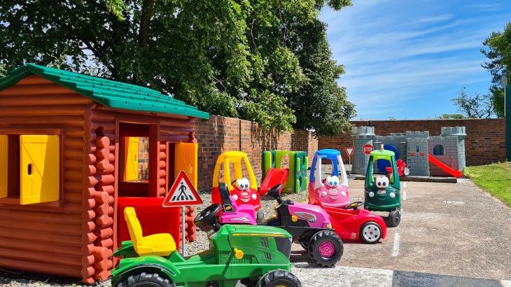 Oliver's Mill with shared Indoor Pool, Sports Court & Play Area - Photo 27