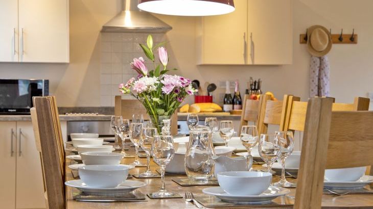 James's Parlour with exclusive use of shared Indoor Swimming Pool, Sports Court & Play Area - Photo 33