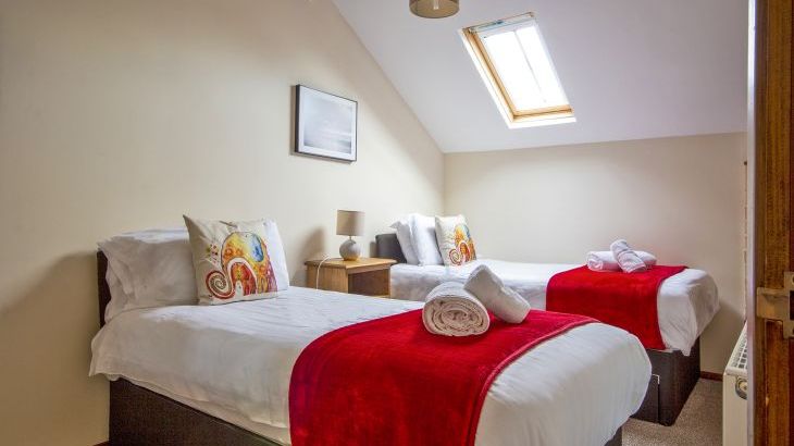 Emma's Dairy - With Indoor Pool, Sports Area & Under 5yrs play area included - Photo 13