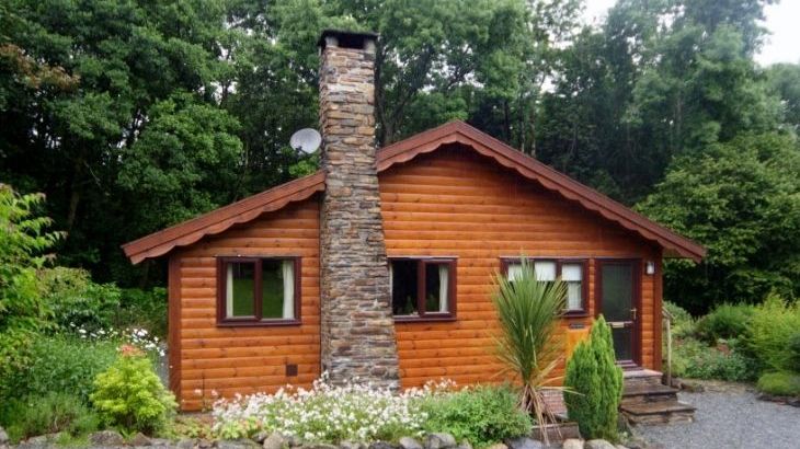 Milk Wood 5 Star Log Cabin Brithdir Gwynedd