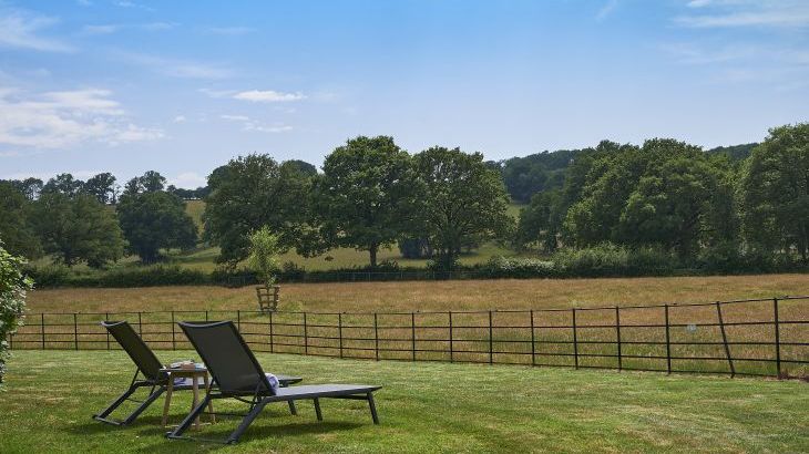 Luxury House, 5* Gold rated,sleeps 10+1 with a large garden, downstairs bedroom and wet room,  and a shared games room - Photo 44