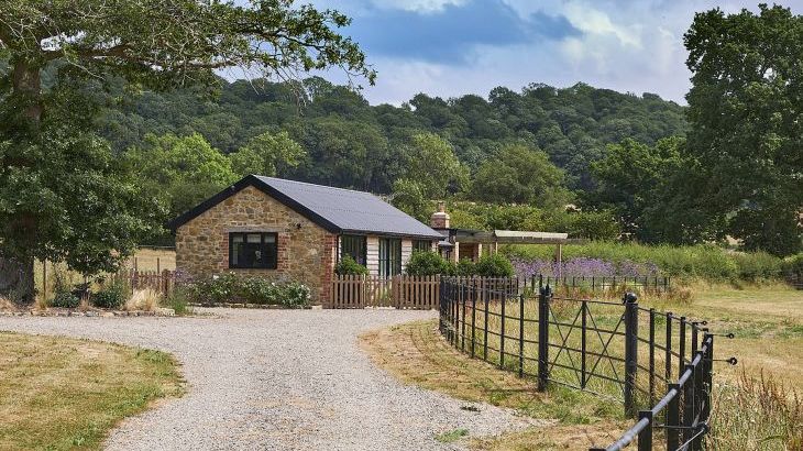 Field Barn sleeps 2, with a private Steam Room and AirCon! - Photo 24