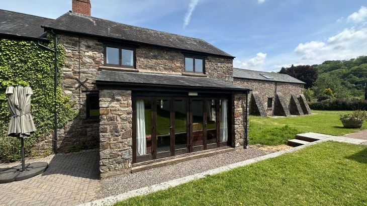 Duvale Barn - Photo 2