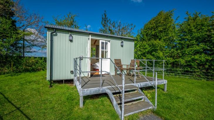 The Shepherds Hut - Main Photo