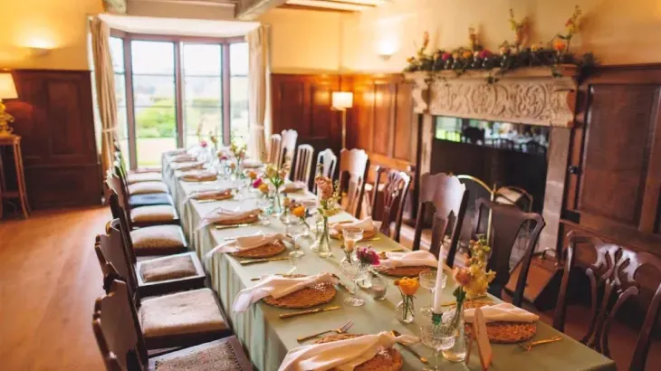 Bowley Hall - Photo 5