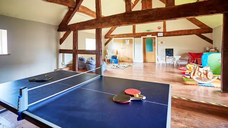 Bowley Hall - Photo 8