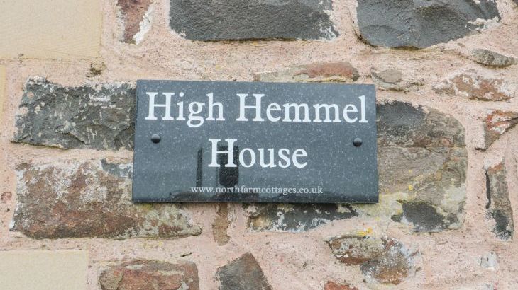 High Hemmel House - Photo 1