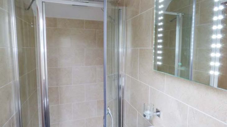 Manor Barn - Photo 10