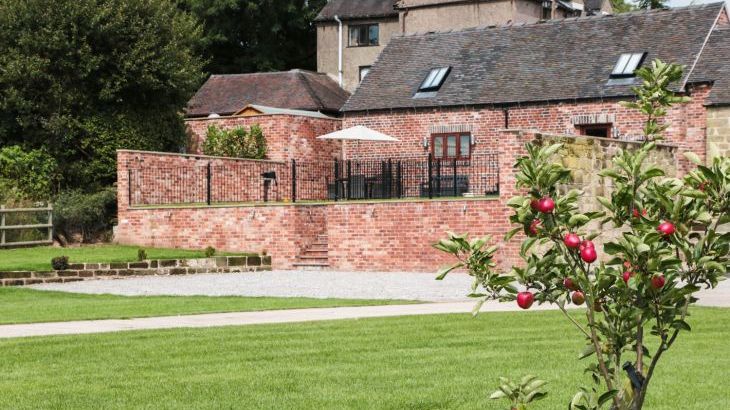 Manor Barn - Main Photo