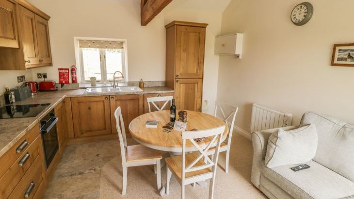 Lake Farm Cottage - Photo 3