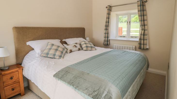 Lake Farm Cottage - Photo 9