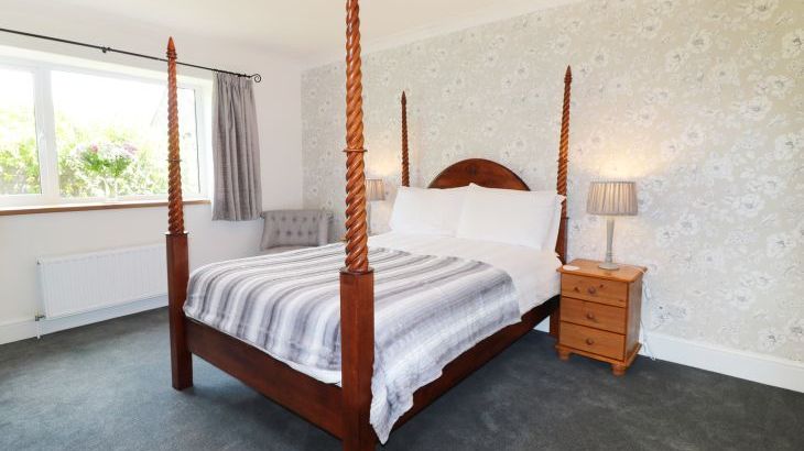 Leigh Holt - Photo 8