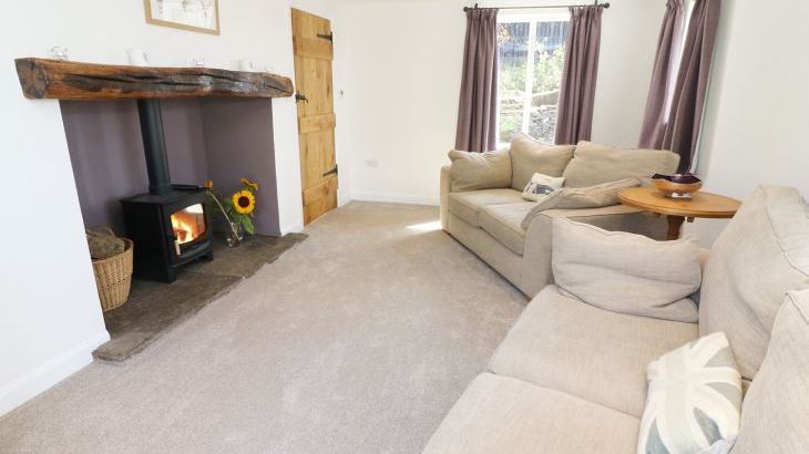 Damson Barn - Photo 2