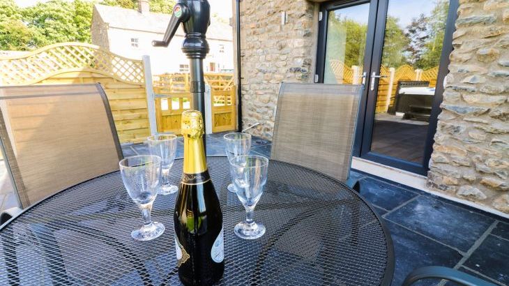 Damson Barn - Photo 15