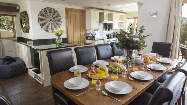 Court Lodge, Hillfield Village - Photo 1