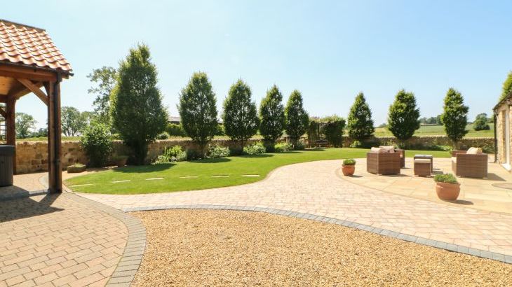 Bell House Barn - Photo 32