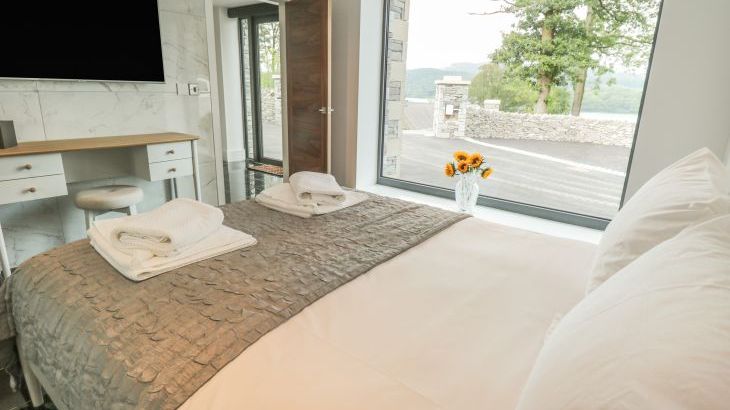 Lower Lake View - Photo 12