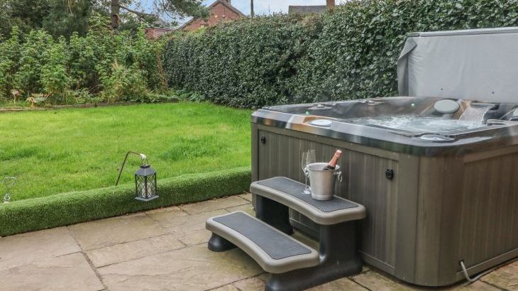 Orchard Barn - Photo 1