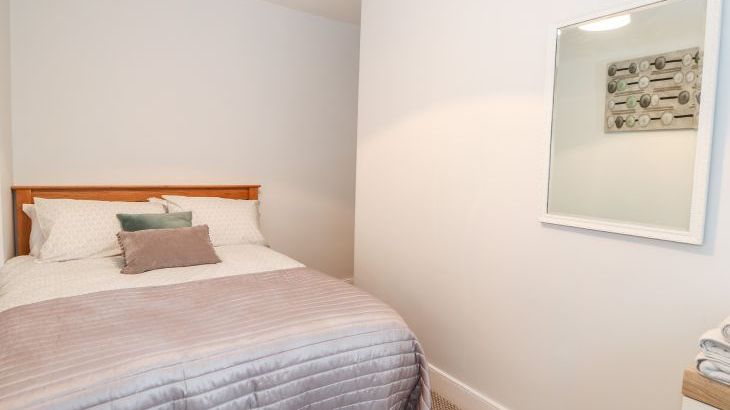 Lincoln House - Photo 14