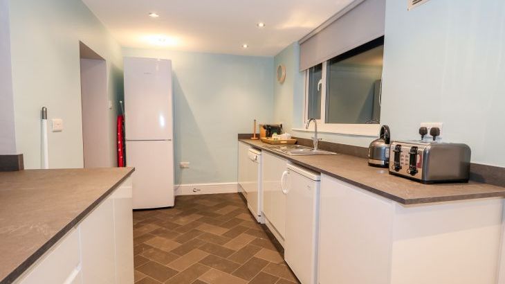 Lincoln House - Photo 9