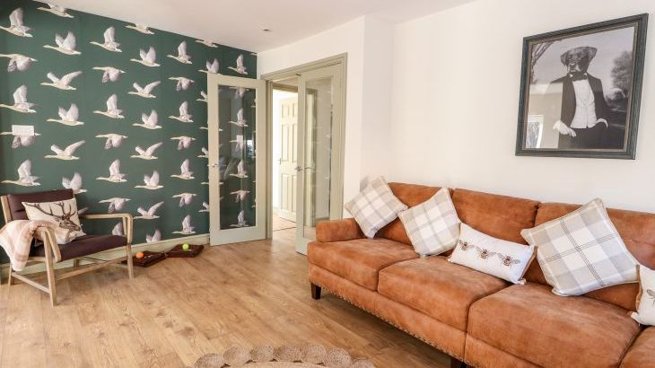 Giggling Goose Cottage - Photo 5