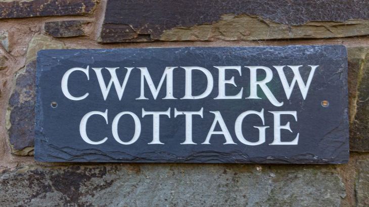 Cwm Derw Cottage - Photo 1