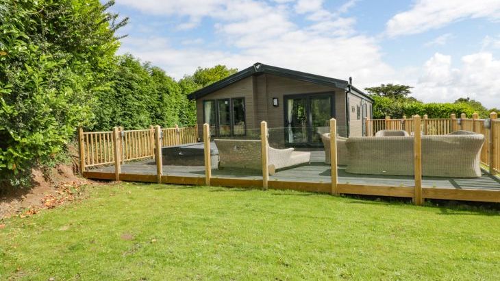 Pinehurst Lodge - Main Photo