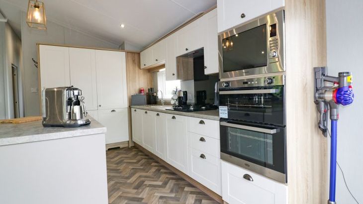 Pinehurst Lodge - Photo 12