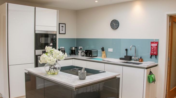 Round House - Photo 13