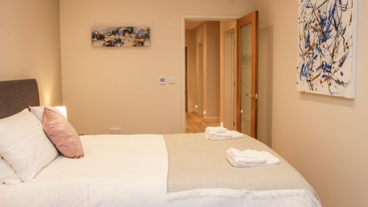 Round House - Photo 32