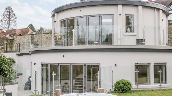 Round House - Main Photo