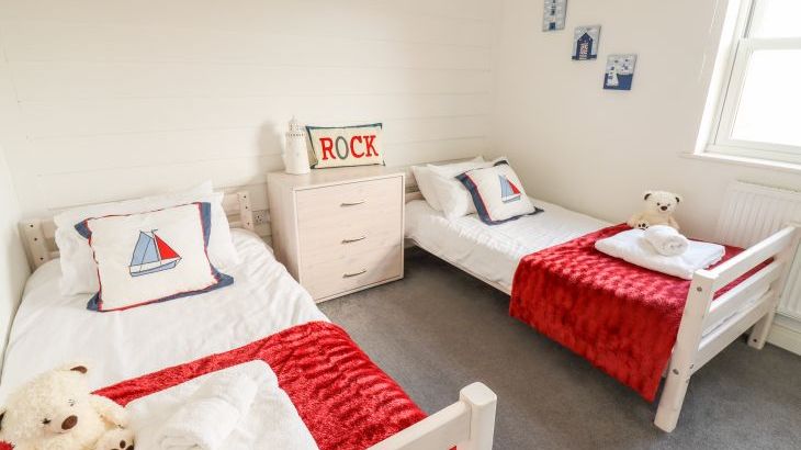 Buck Place - Photo 6