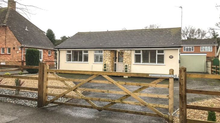 Giggling Goose Cottage - Main Photo