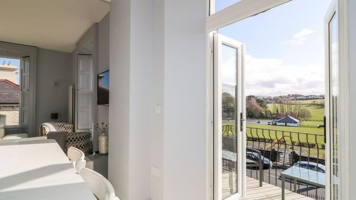 Sea Breeze - Photo 11