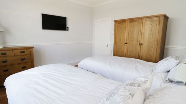 Castle Top Retreat - Photo 9