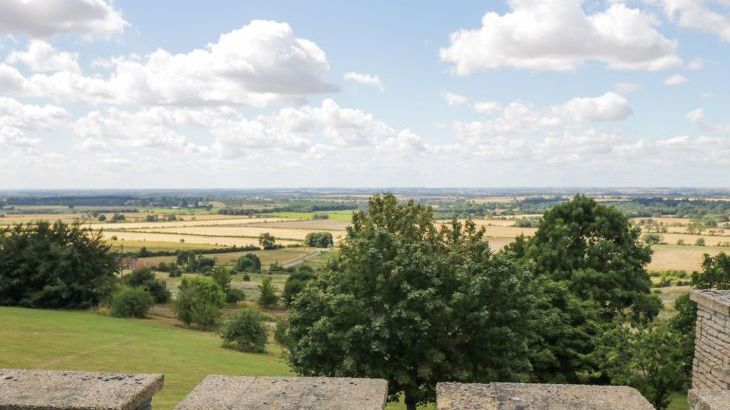 Castle Top Retreat - Photo 21