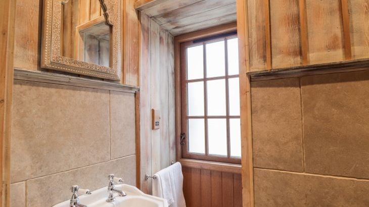 The Hen House - Photo 10