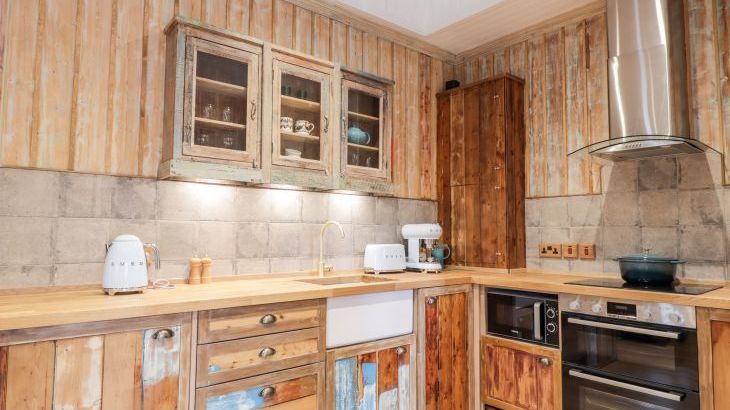 The Hen House - Photo 7