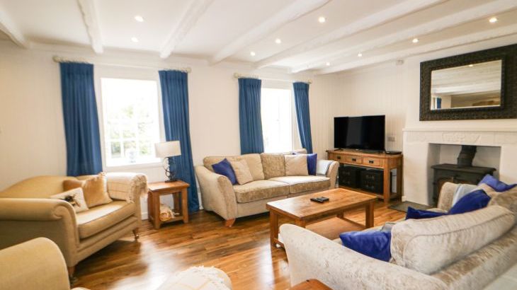 Great Western Farmhouse - Photo 4