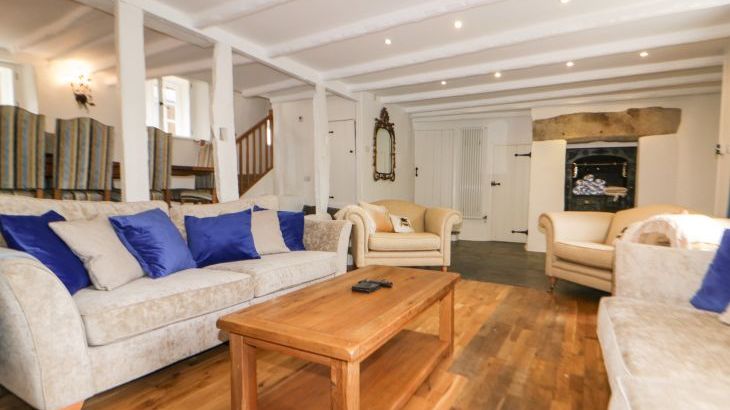 Great Western Farmhouse - Photo 7