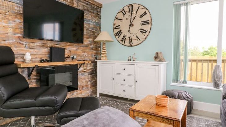 Meadowbank Lodge - Photo 2